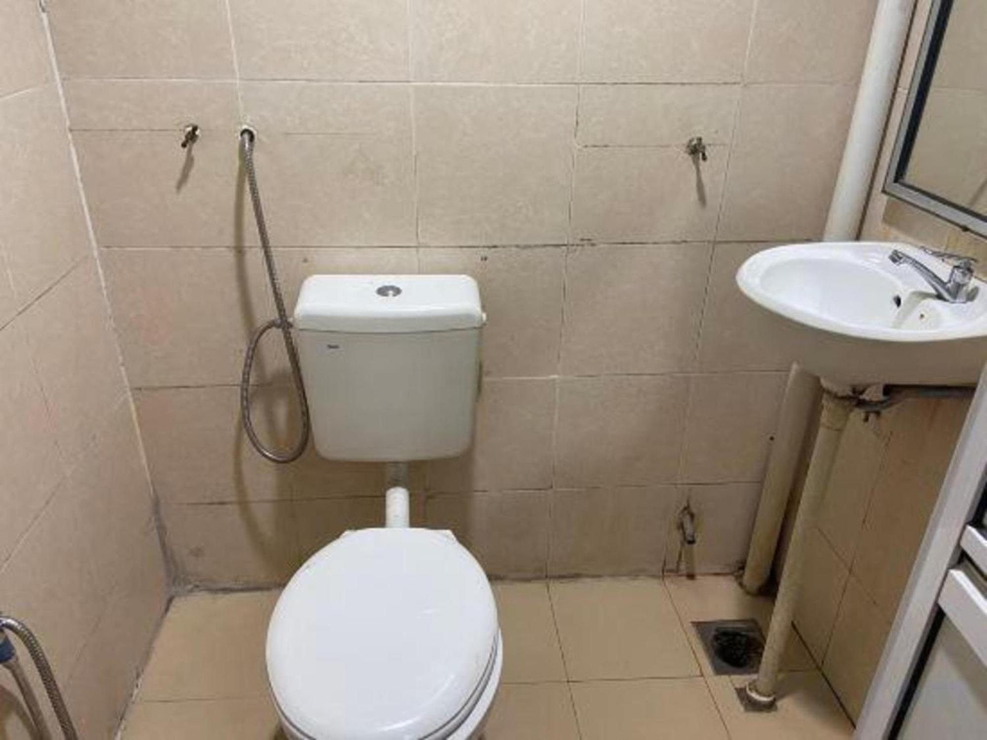 Oyo 91065 Hotel De Anjung Muadzam Shah المظهر الخارجي الصورة