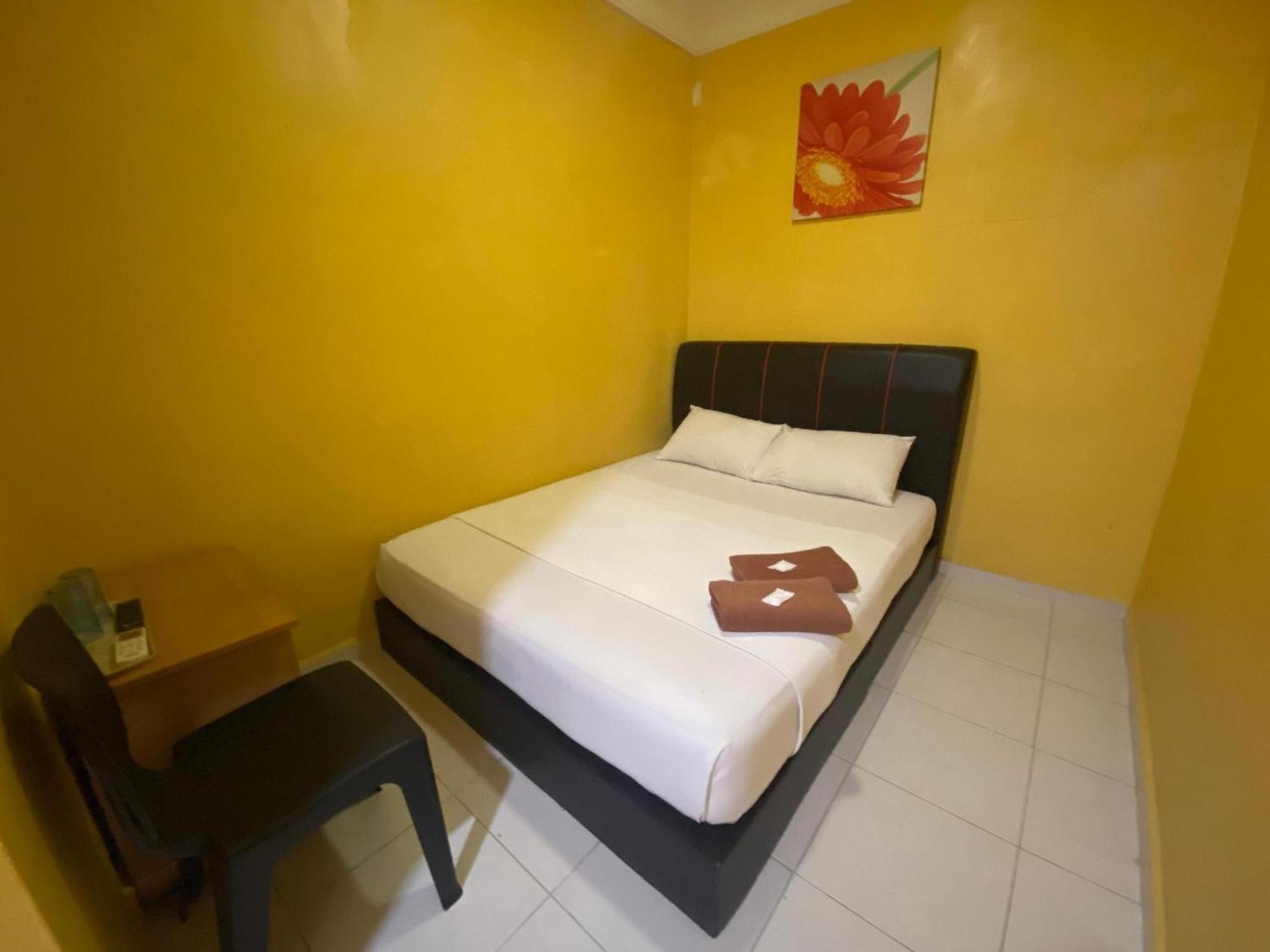 Oyo 91065 Hotel De Anjung Muadzam Shah المظهر الخارجي الصورة