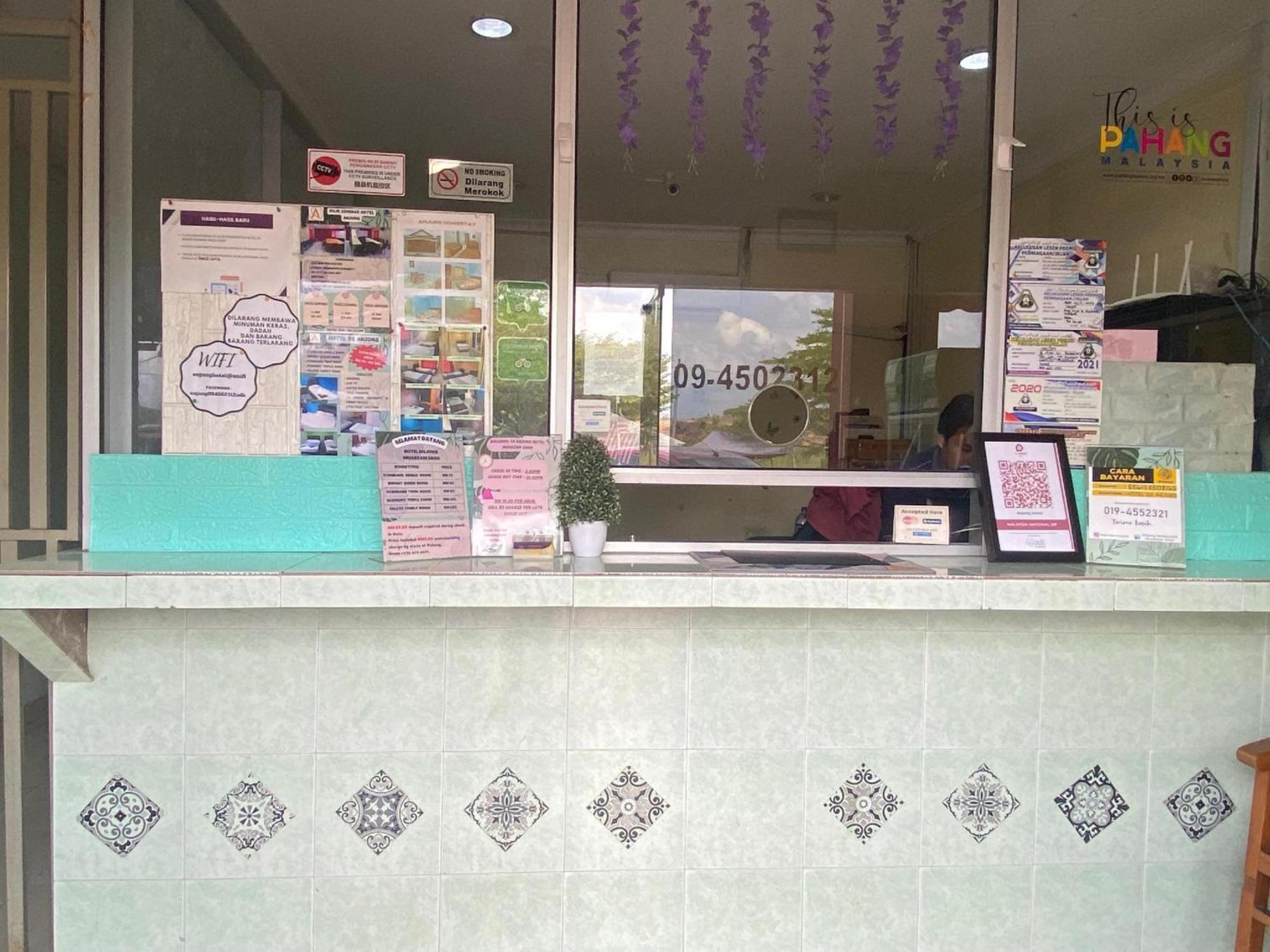 Oyo 91065 Hotel De Anjung Muadzam Shah المظهر الخارجي الصورة