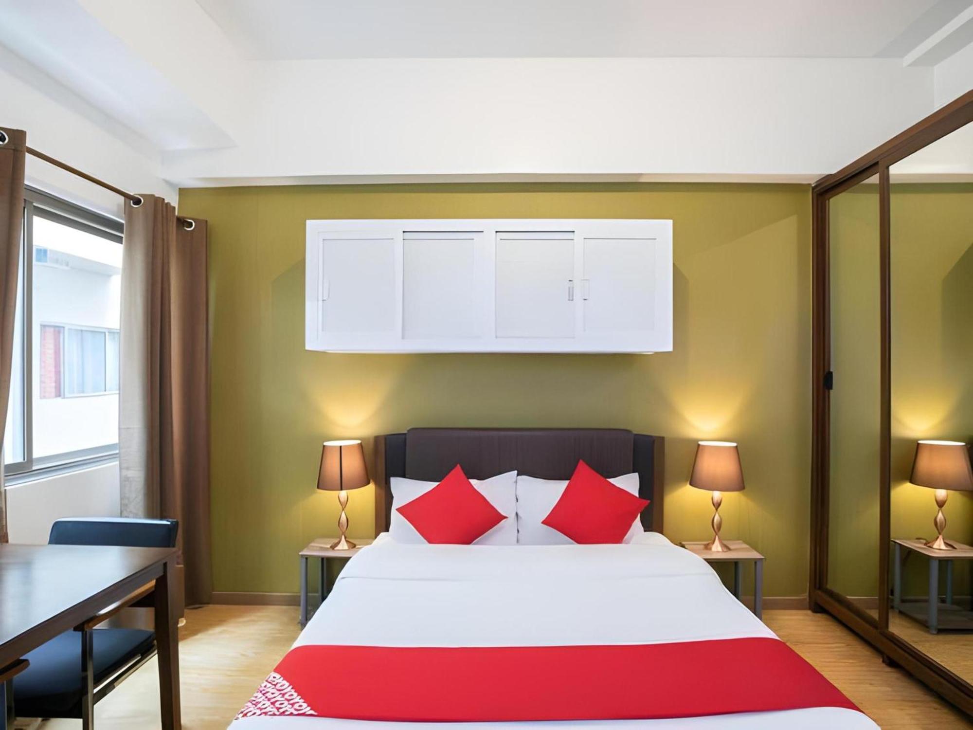 Oyo 91065 Hotel De Anjung Muadzam Shah المظهر الخارجي الصورة